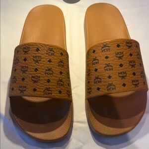 MCM Tan Logo Pattern Slides